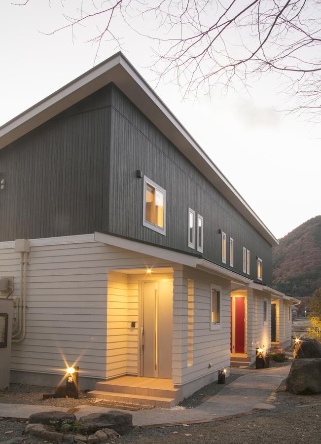 Villa Yushin Fujikawaguchiko Exterior photo
