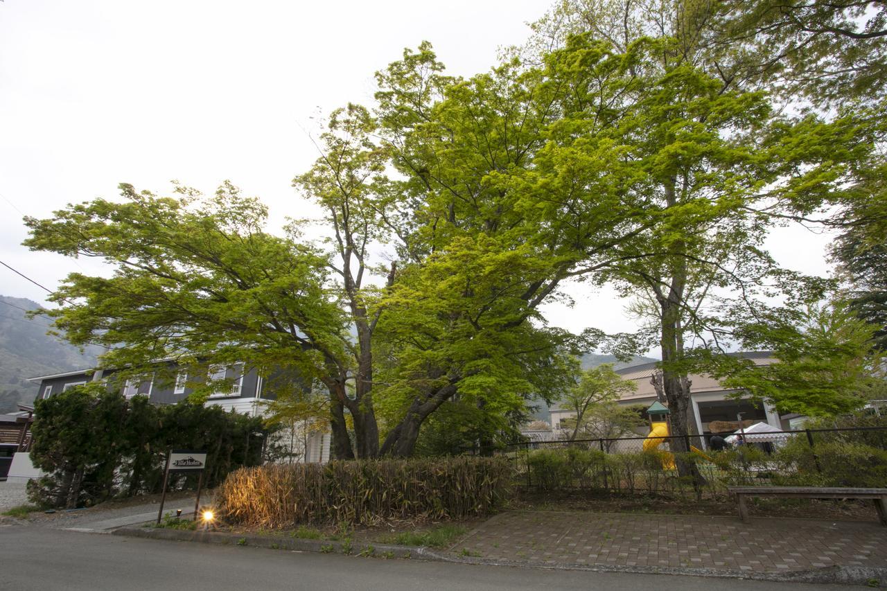Villa Yushin Fujikawaguchiko Exterior photo